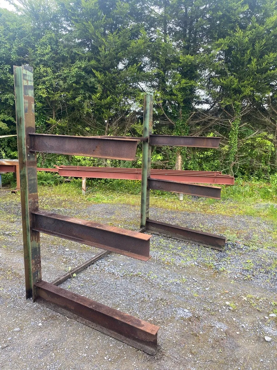 Gate posts steel beams lentil’s steel rack - Image 1