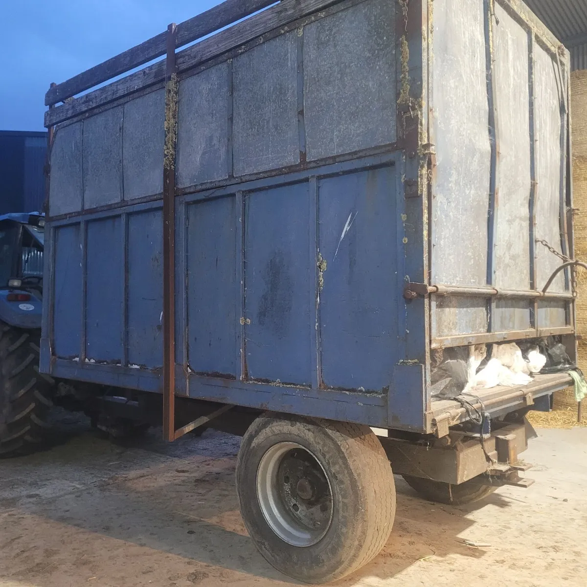 Silage trailer - Image 3