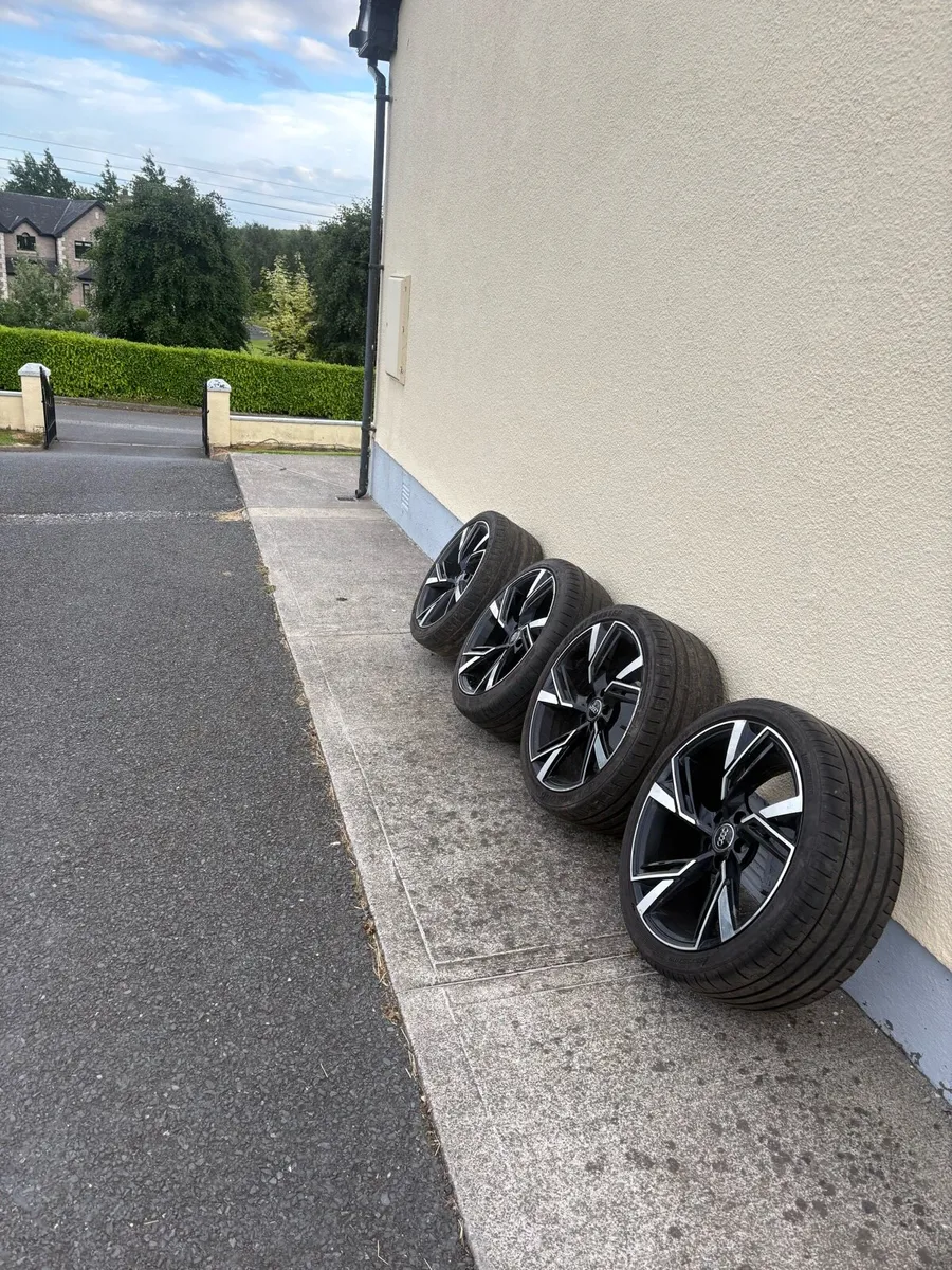 Alloy wheels - Image 1