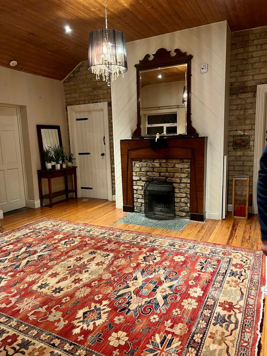 Large Luxury Moldabela “Antique” Vintage Rug - Image 1