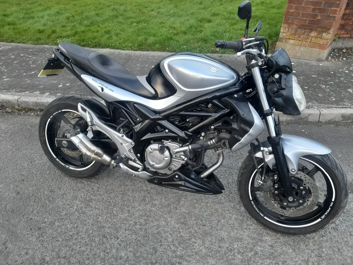 Suzuki Gladius 2013  SFV 650  SV - Image 1