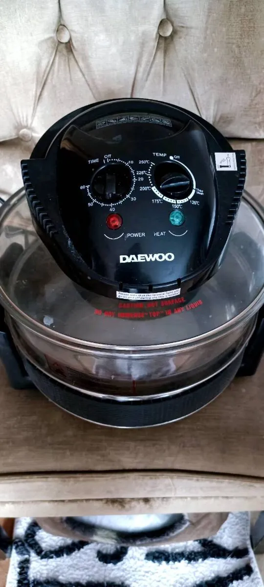 Air fryer - Image 1