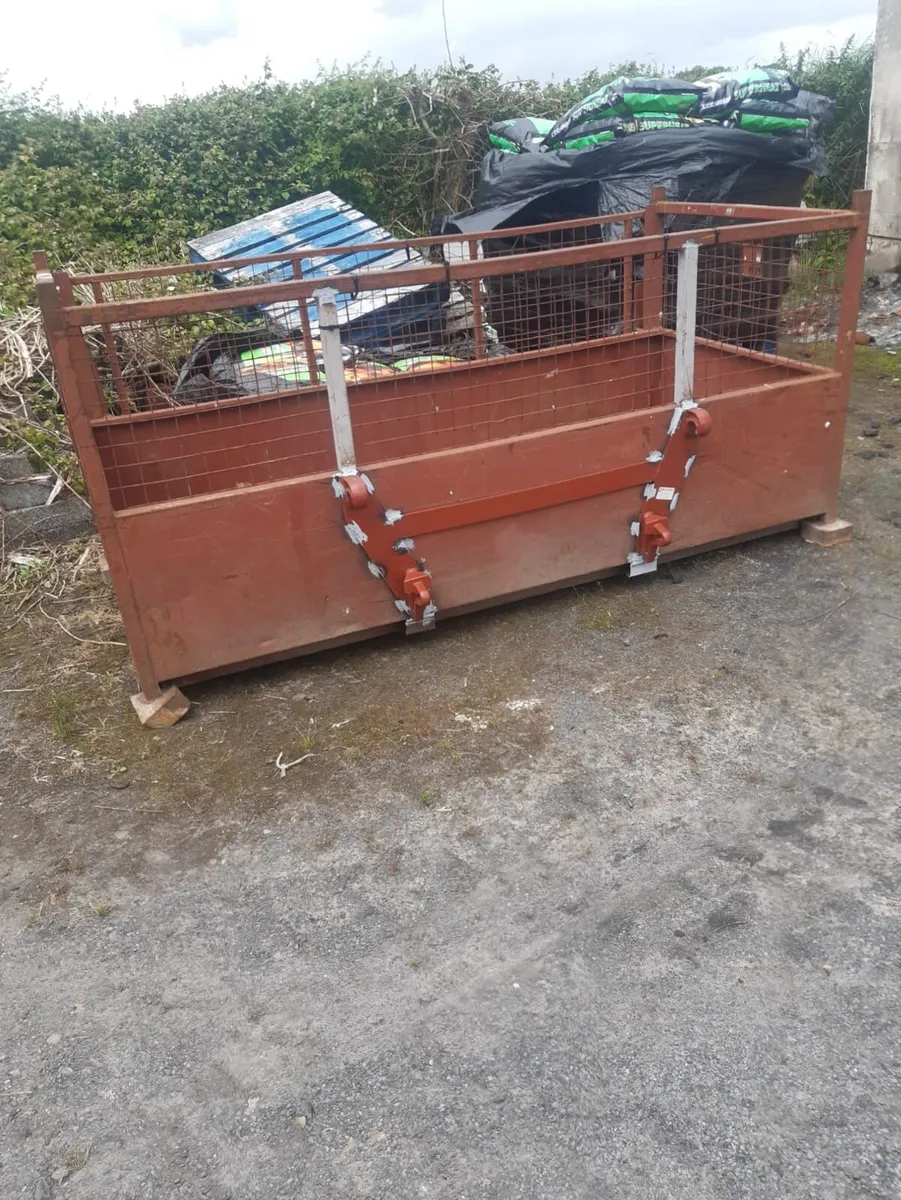 Safety cage - Image 1