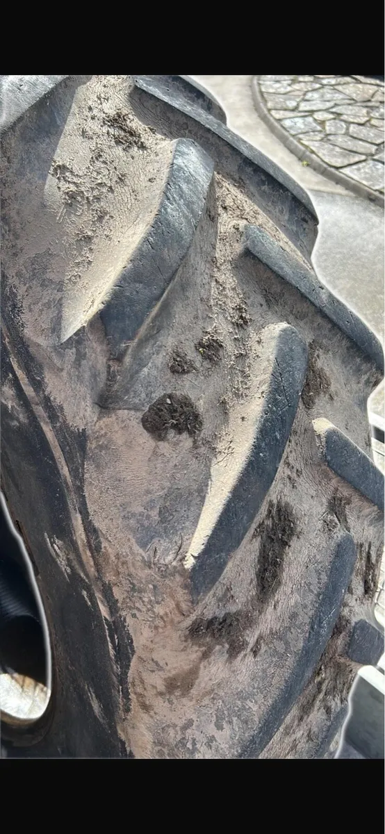 16.9 r34 tyres - Image 2