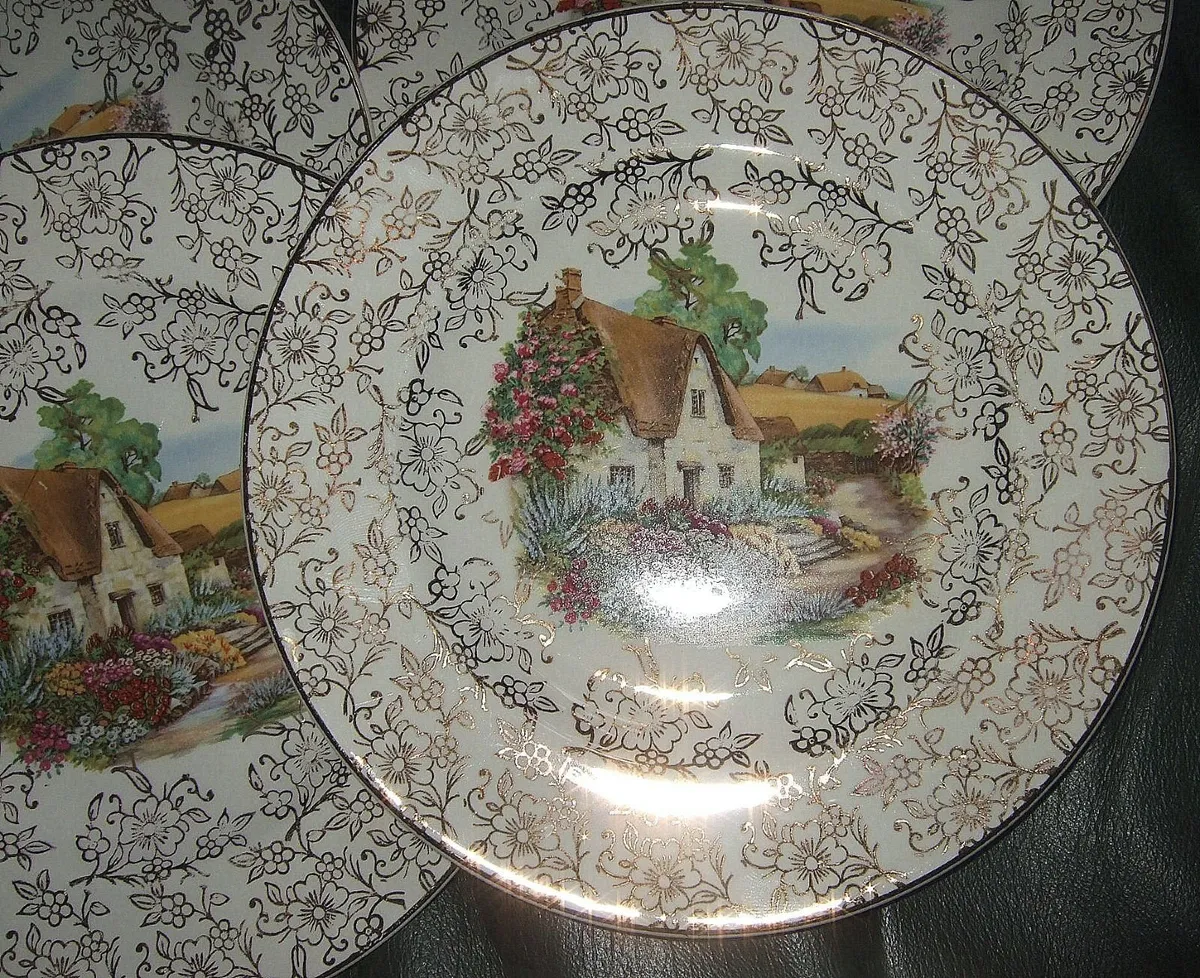 Set of 4 Vintage H&K Tunstall "Homestead" Plates - Image 4
