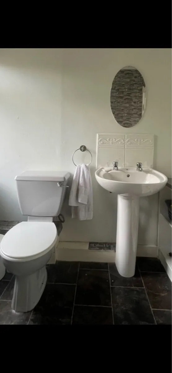 Shower Tray and Glass - Image 4