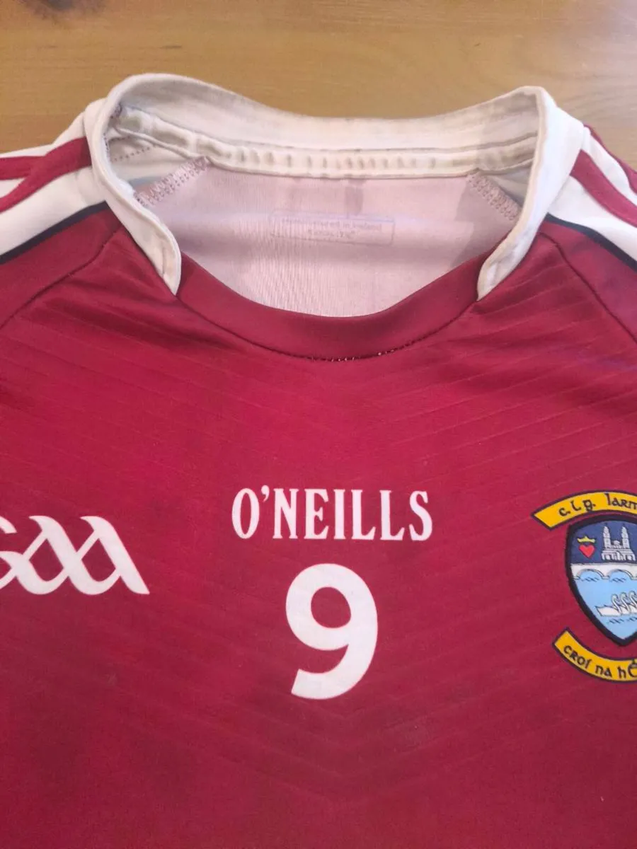 westmeath gaa number 9 jersey medium muscle - Image 2
