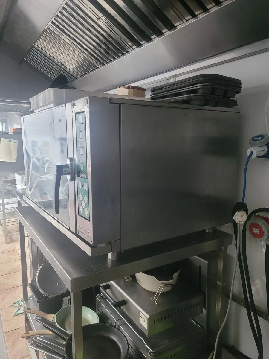 Fridge, oven, grease trap - Image 2
