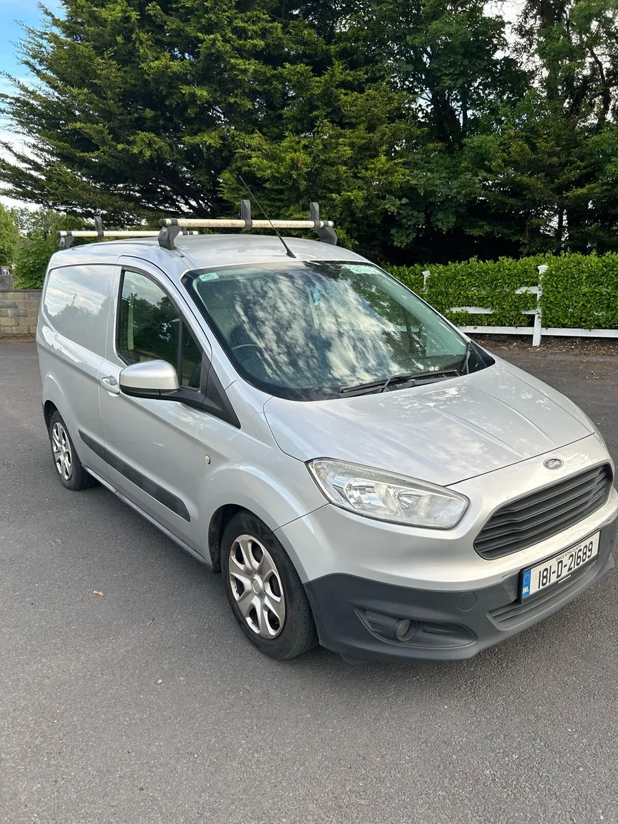 2018 ford transit courier - Image 1