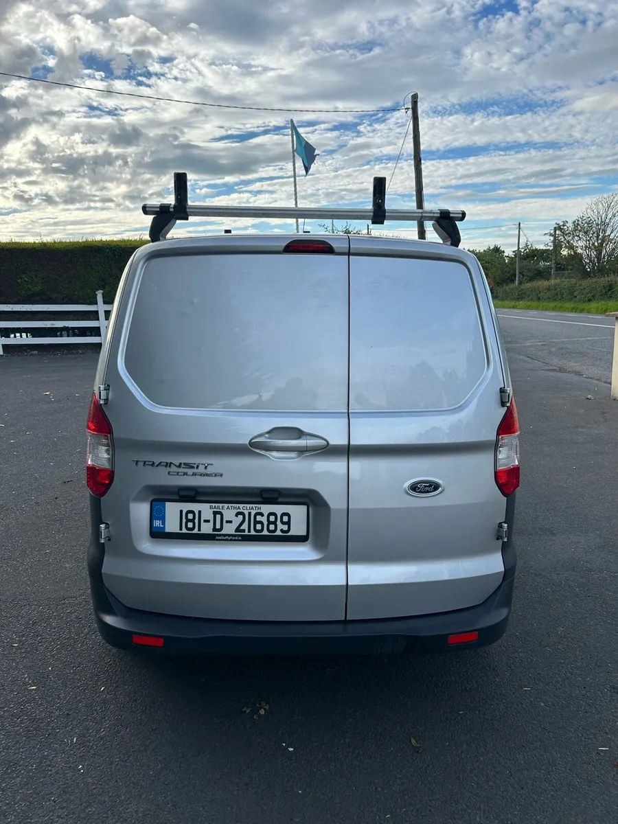 2018 ford transit courier - Image 3