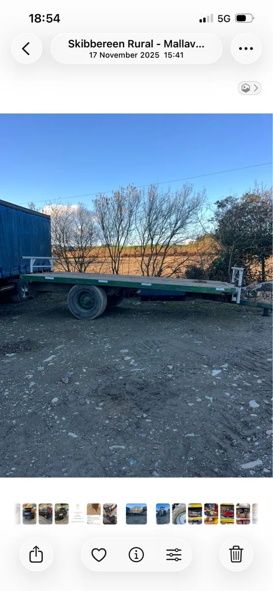 Bale trailer - Image 1