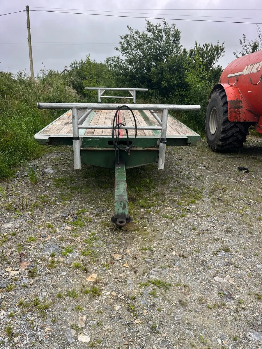Bale trailer - Image 2