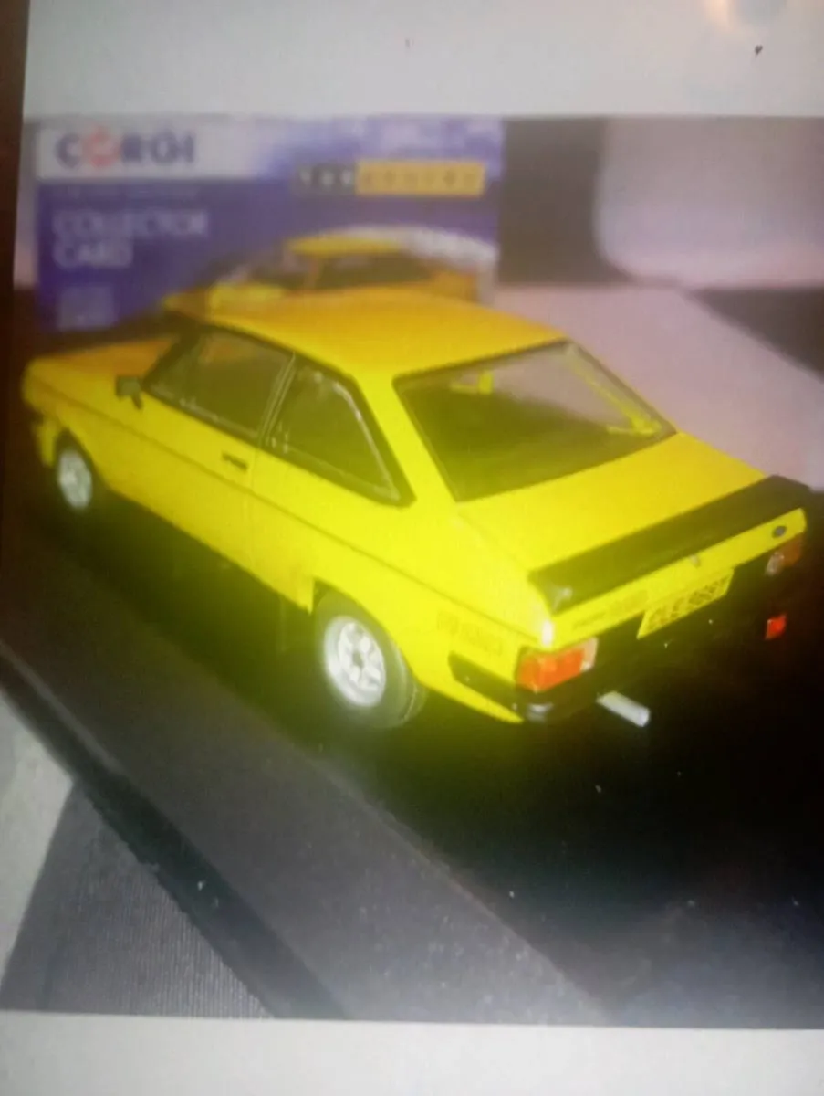 CORGI VANGUARD 1-43  FORD ESTATE.MK RS 2000. - Image 3