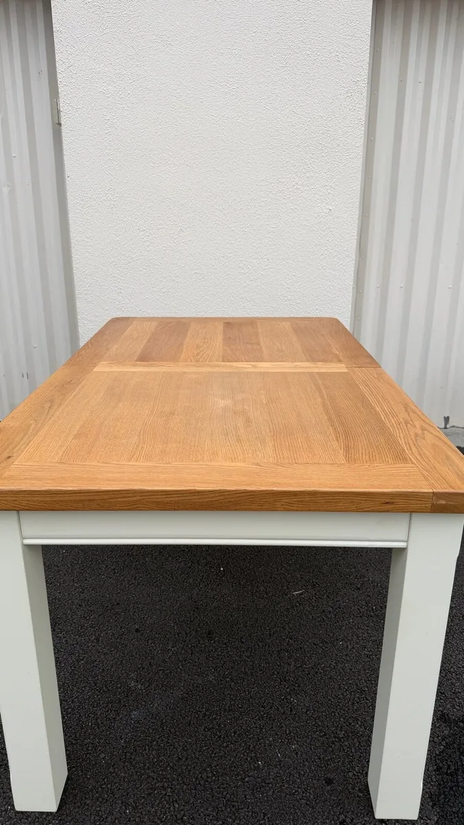 Solid Oak Extending Dining Table 6/2 Chairs/Stools - Image 1