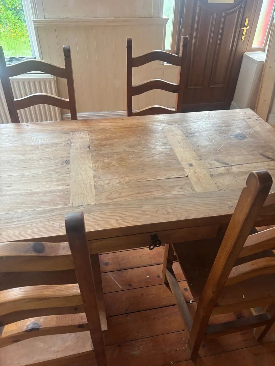 Kitchen Table and chairs - Image 2