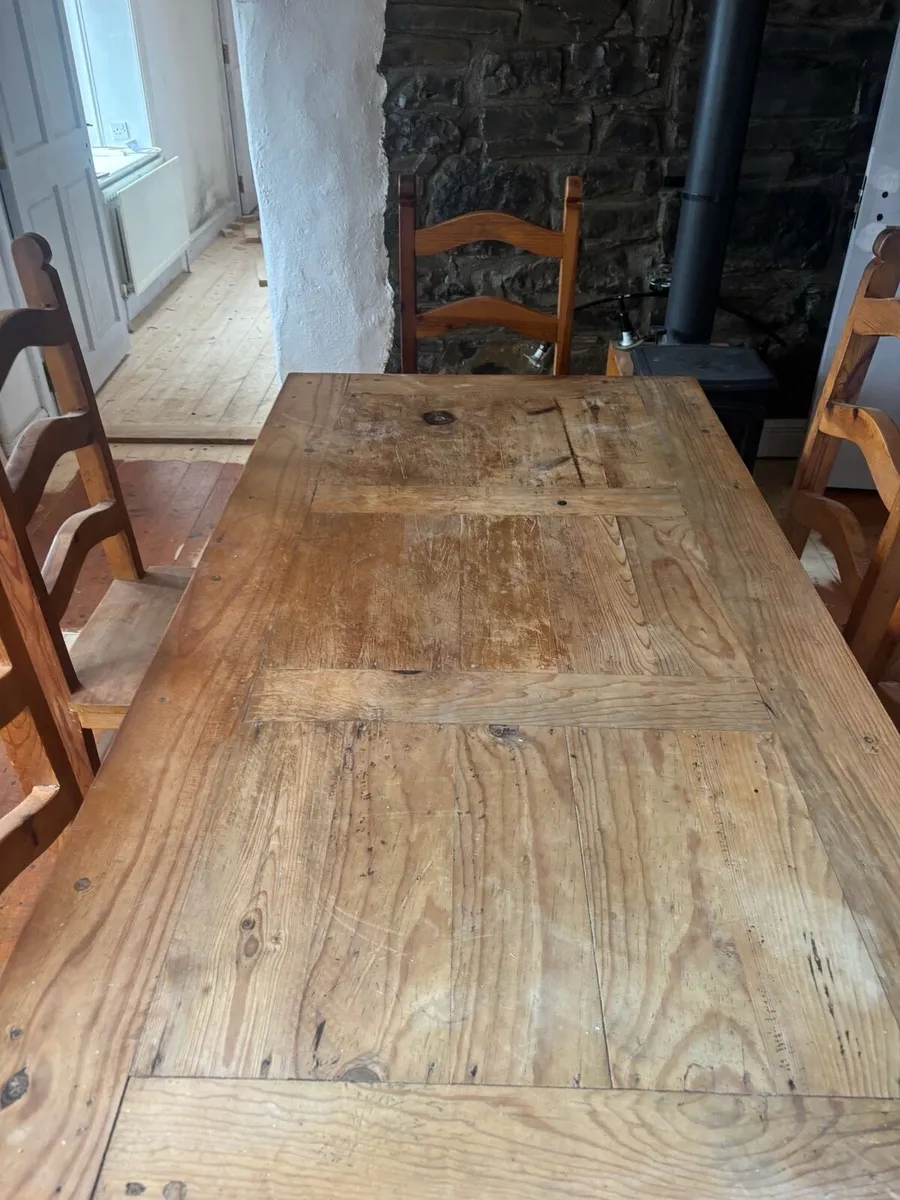 Kitchen Table and chairs - Image 3