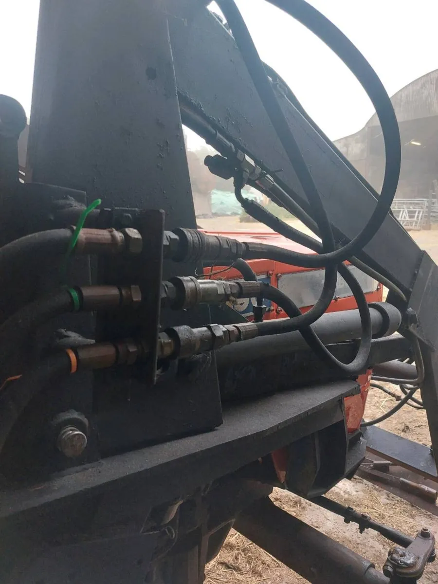 Loader - Image 3