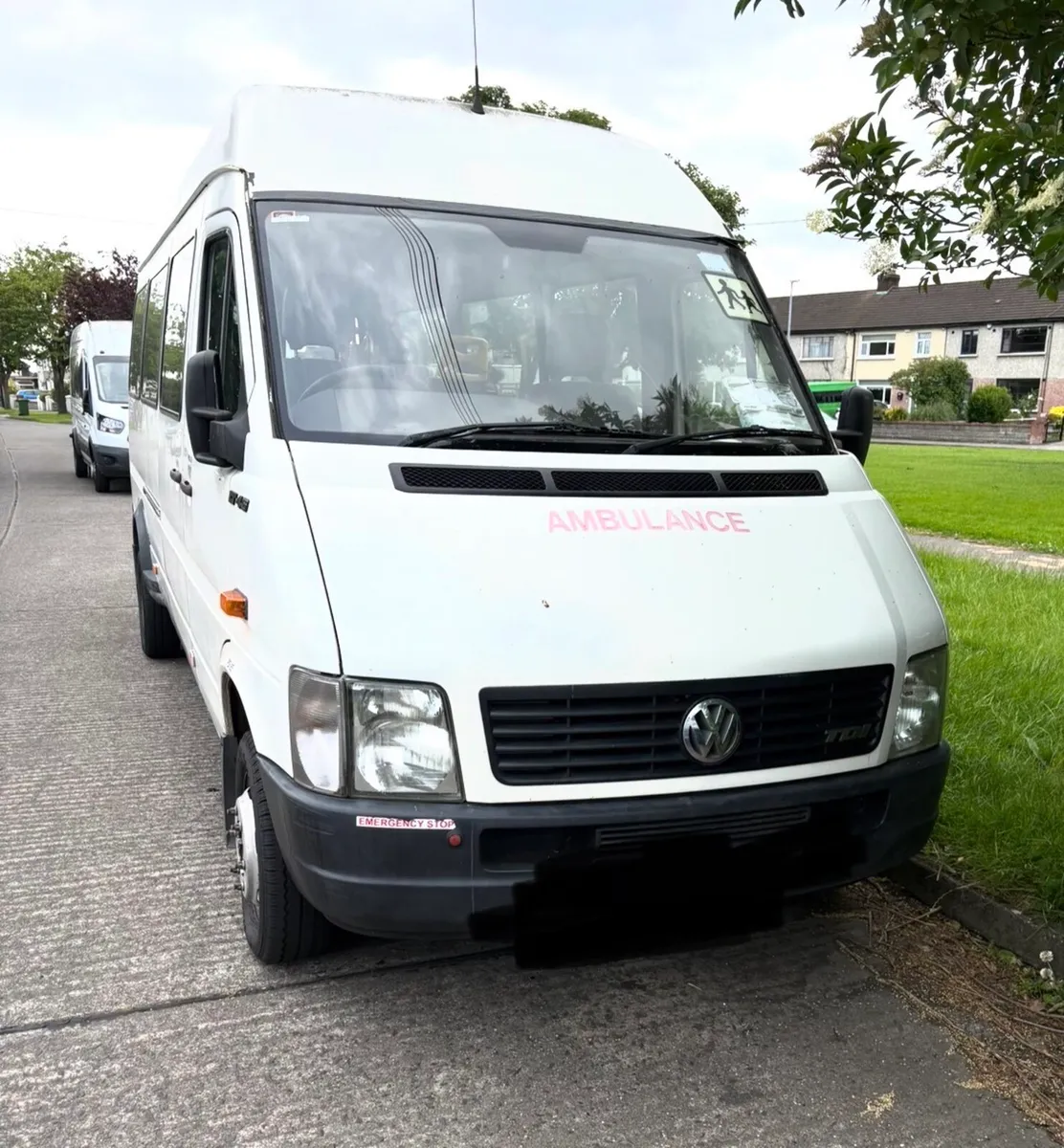 Mini bus - Image 1