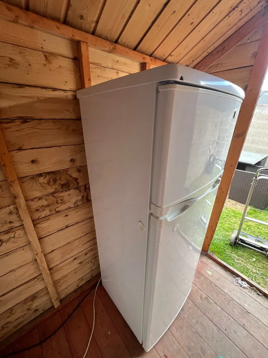 Fridge freezer - Image 2