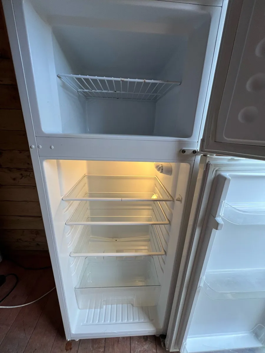 Fridge freezer - Image 4