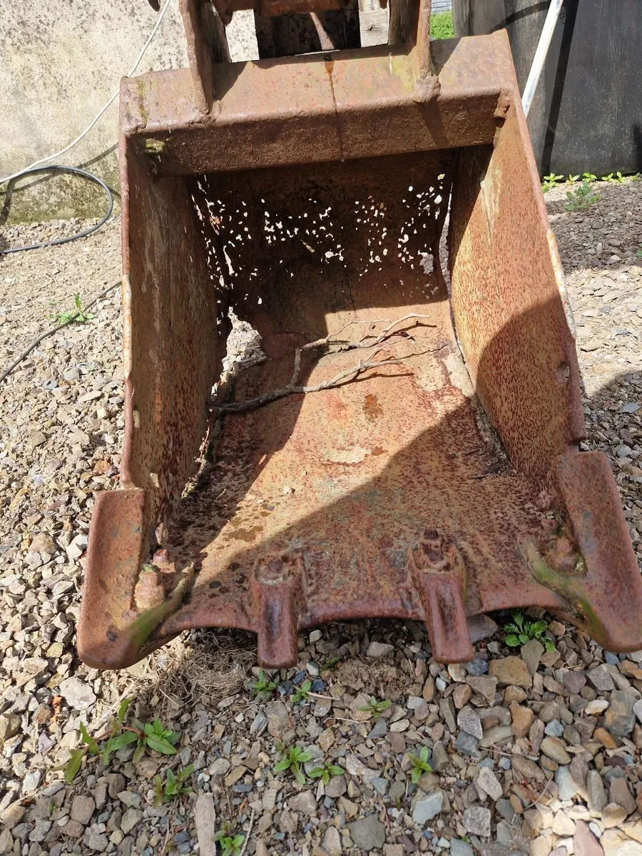 Hymac 370C rubber duck torque - Image 4