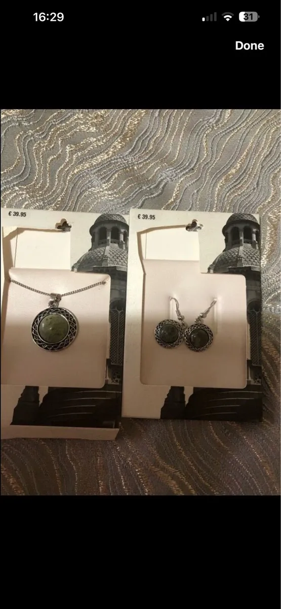 Ladies sliver two two set €50 - Image 2