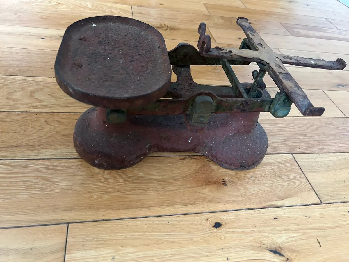 Old Iron Scale - Image 3