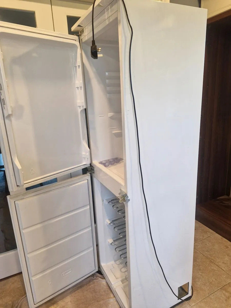 Intregrated Fridge Freezer - Whirlpool - Image 1
