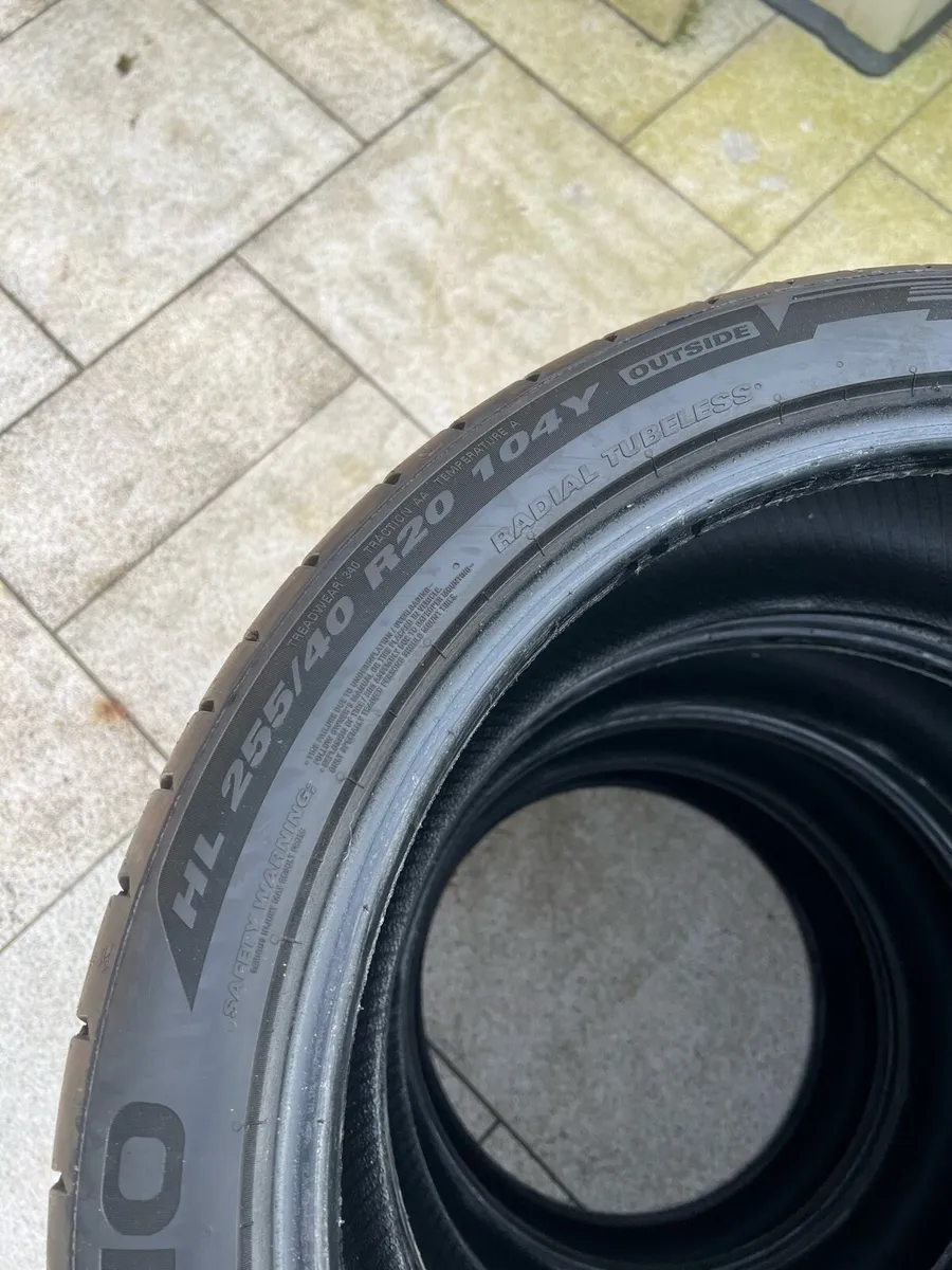 Kumho Ecsta Sport S PS72 255/40/R20 tyres - Image 3
