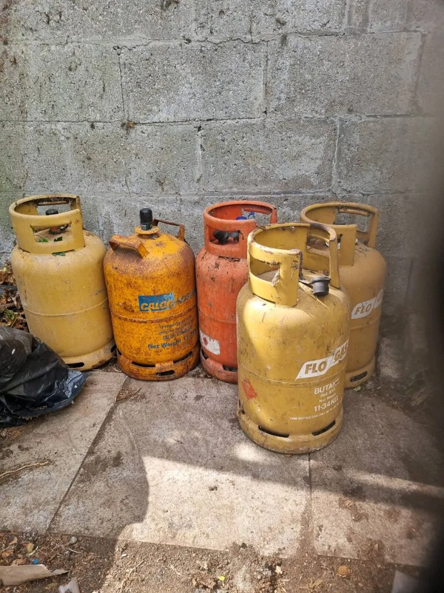 Gas Cylinders
