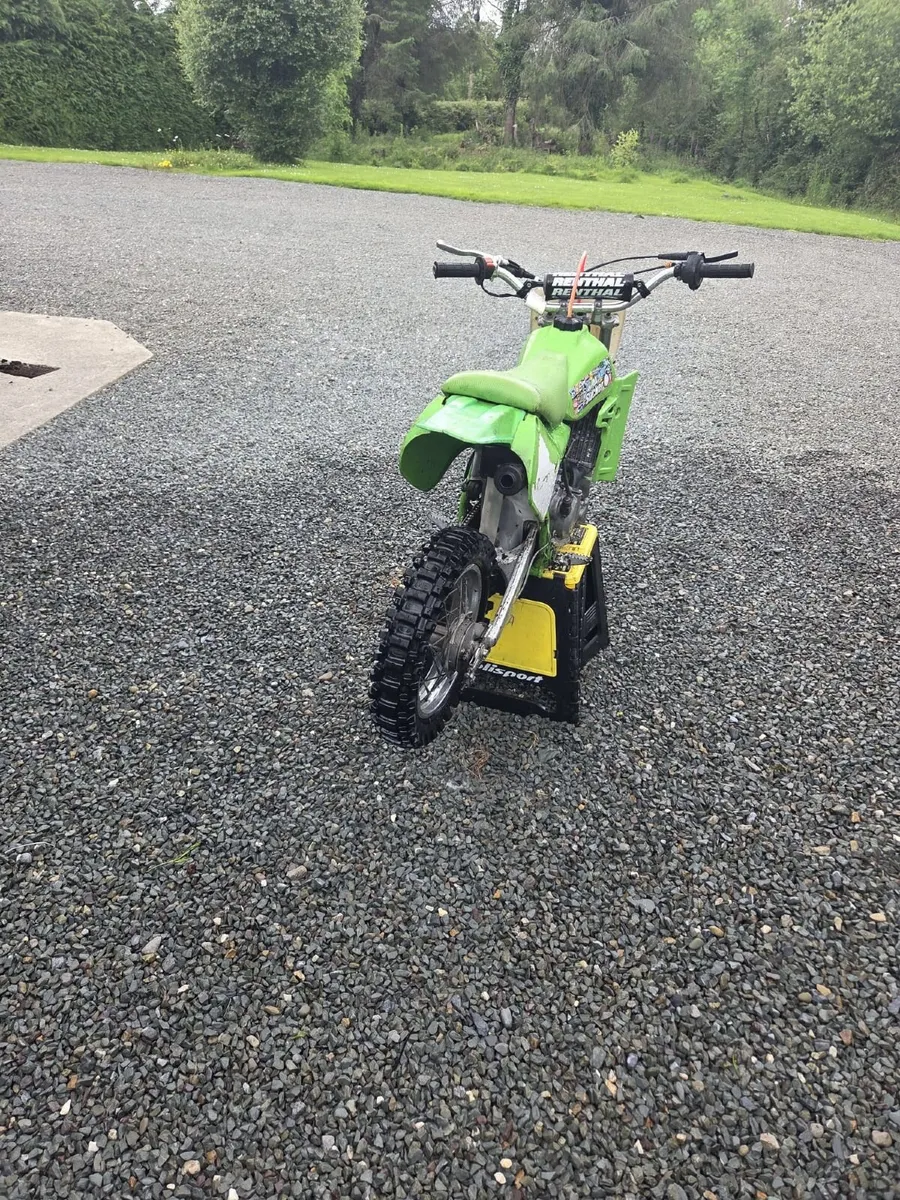 Kawasaki KX65 Vintage Motorbike - Image 2