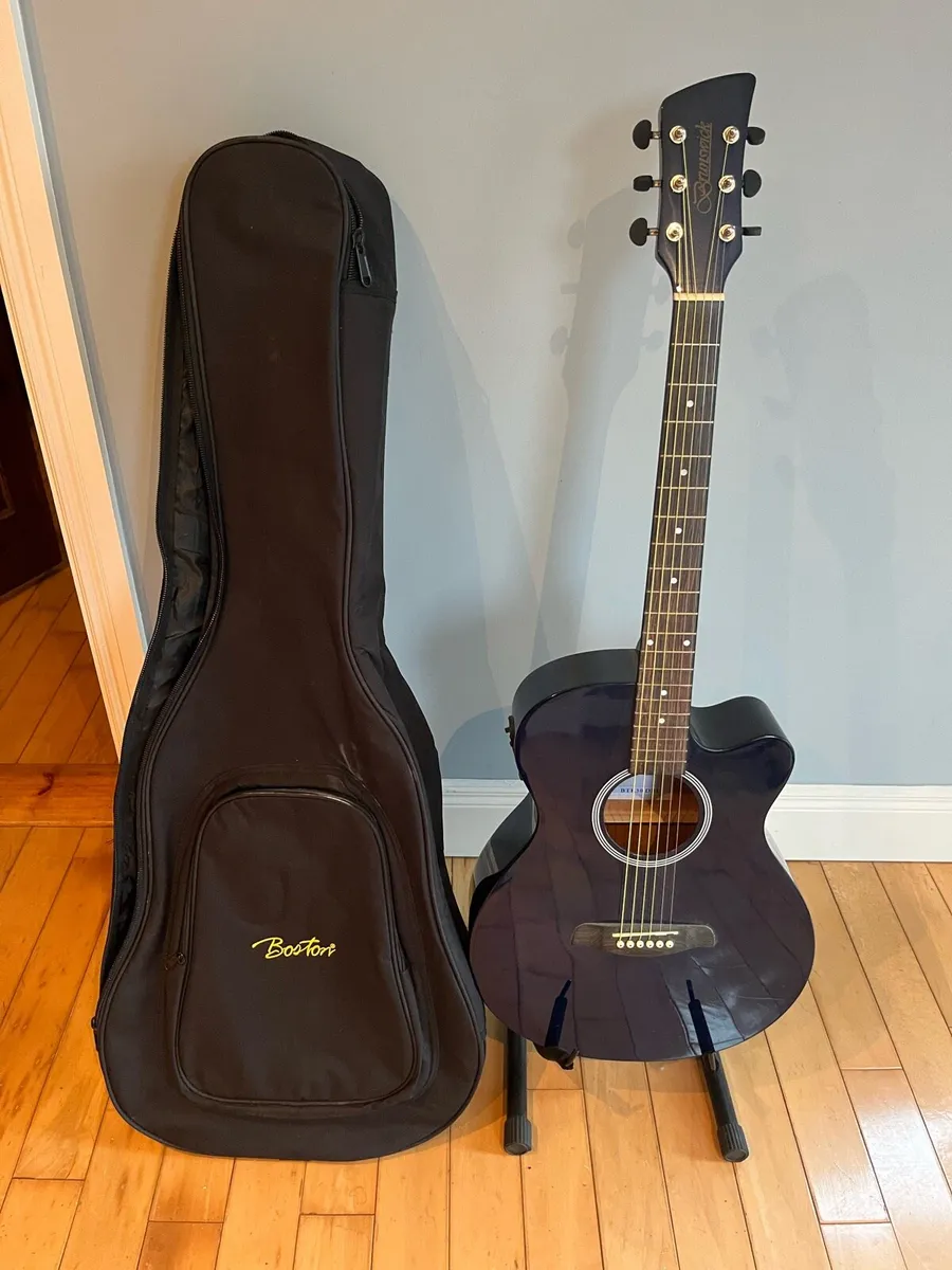 Acoustic guitar - Image 4