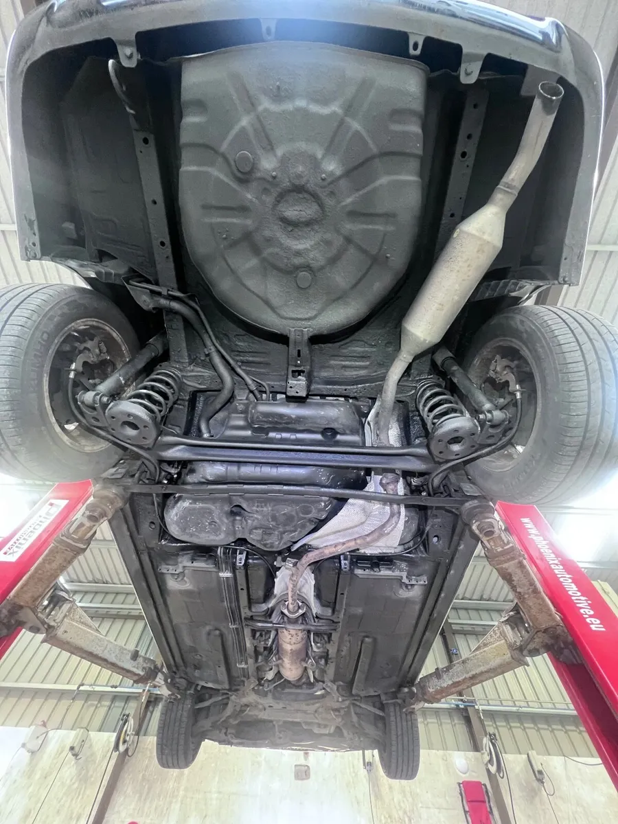 Toyota Corolla 2010 - Image 3