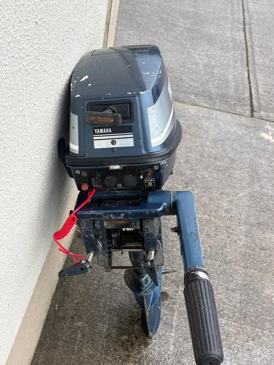 Yamaha 8hp outboard - Image 3