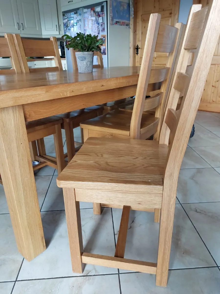 Kitchen table - Image 3