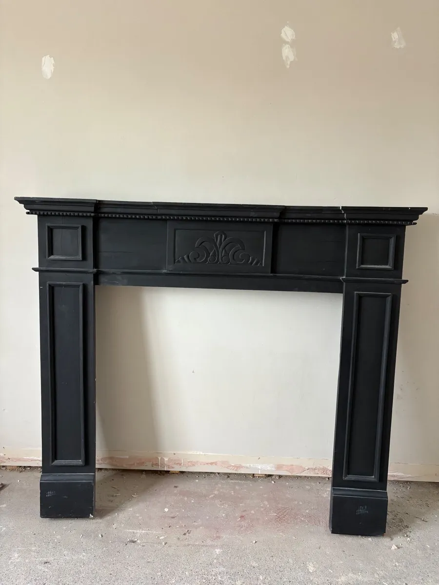 Fireplace Surround & Cast Iron Insert - Image 3
