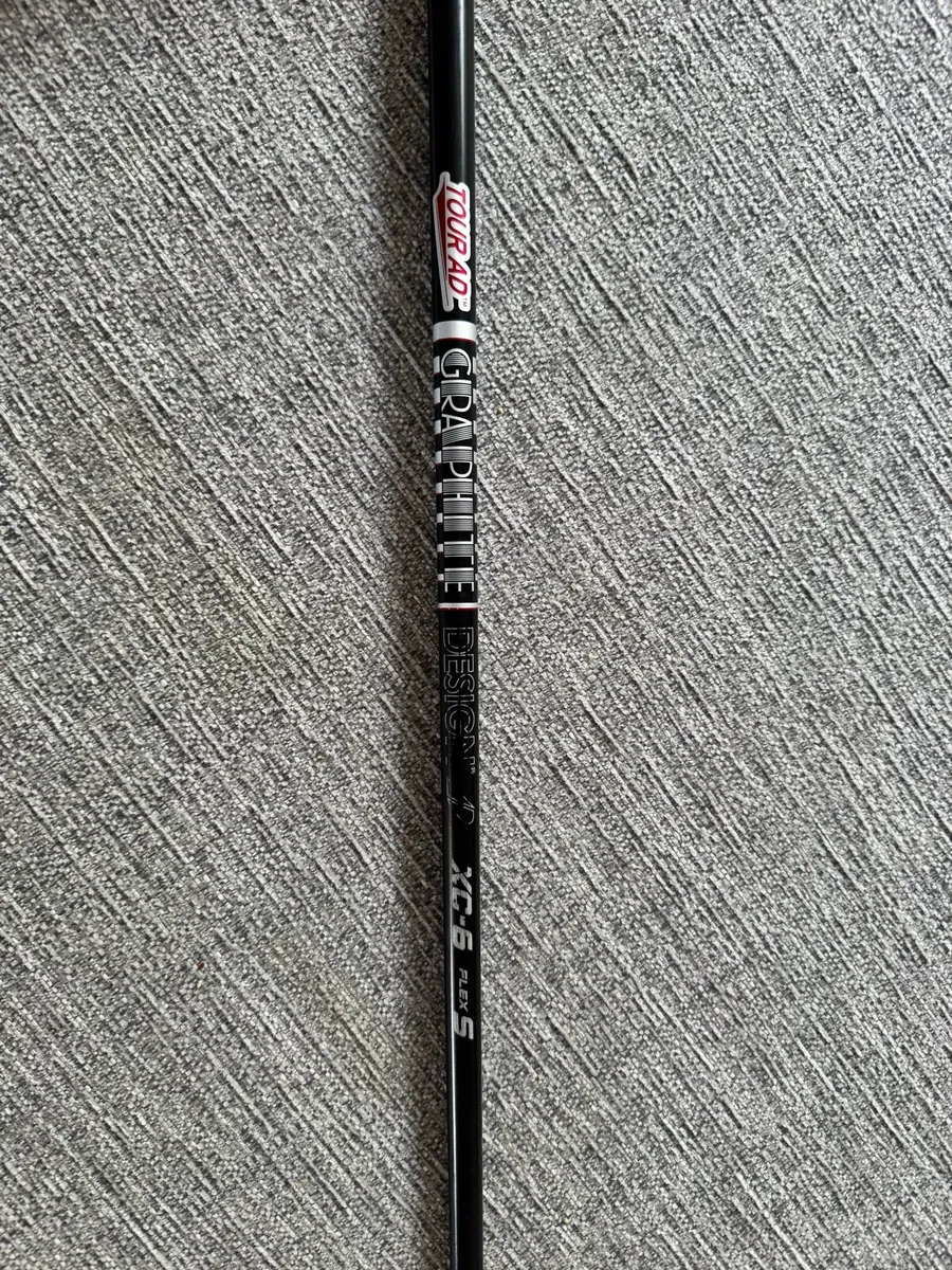 Titleist Graphite Design Tour AD Driver Shaft - Image 1