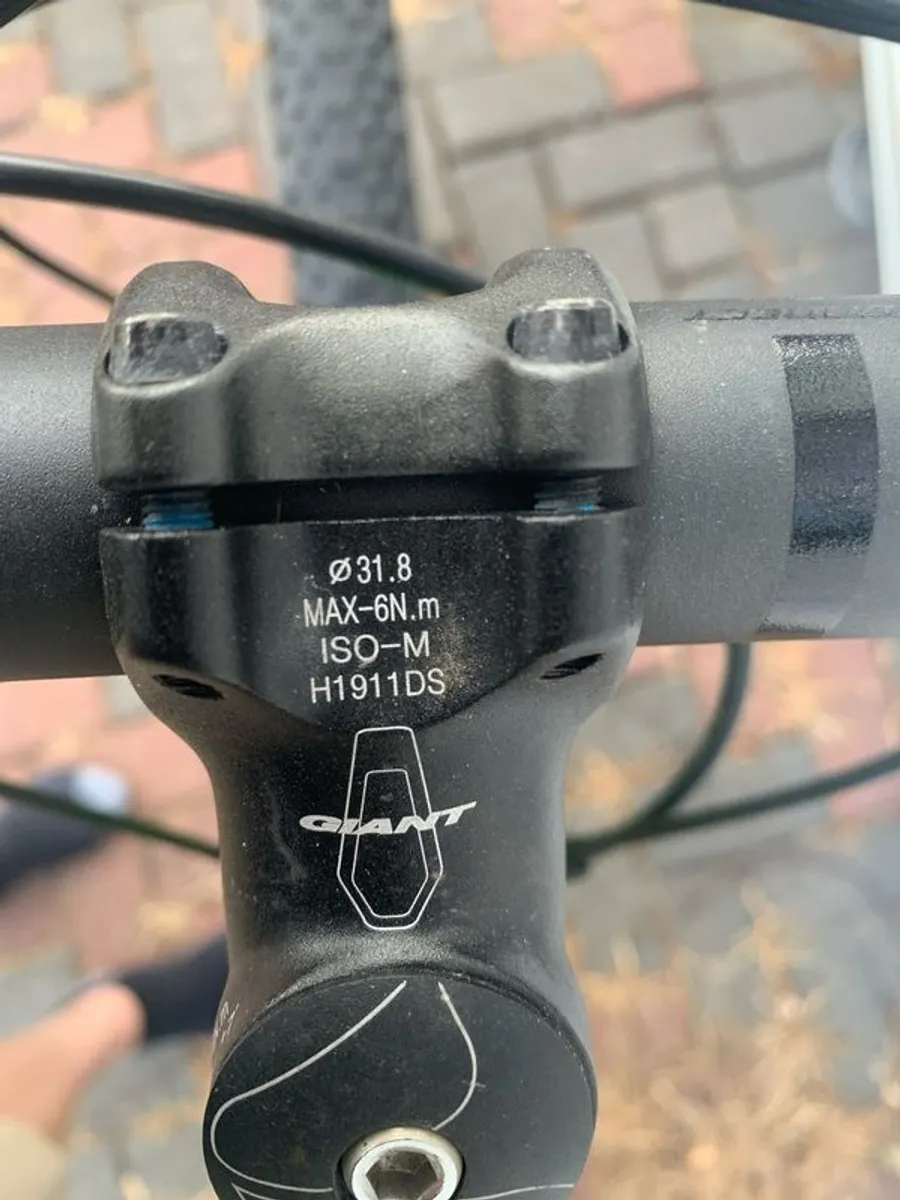 giant Liv tempt mountain bike - Image 4