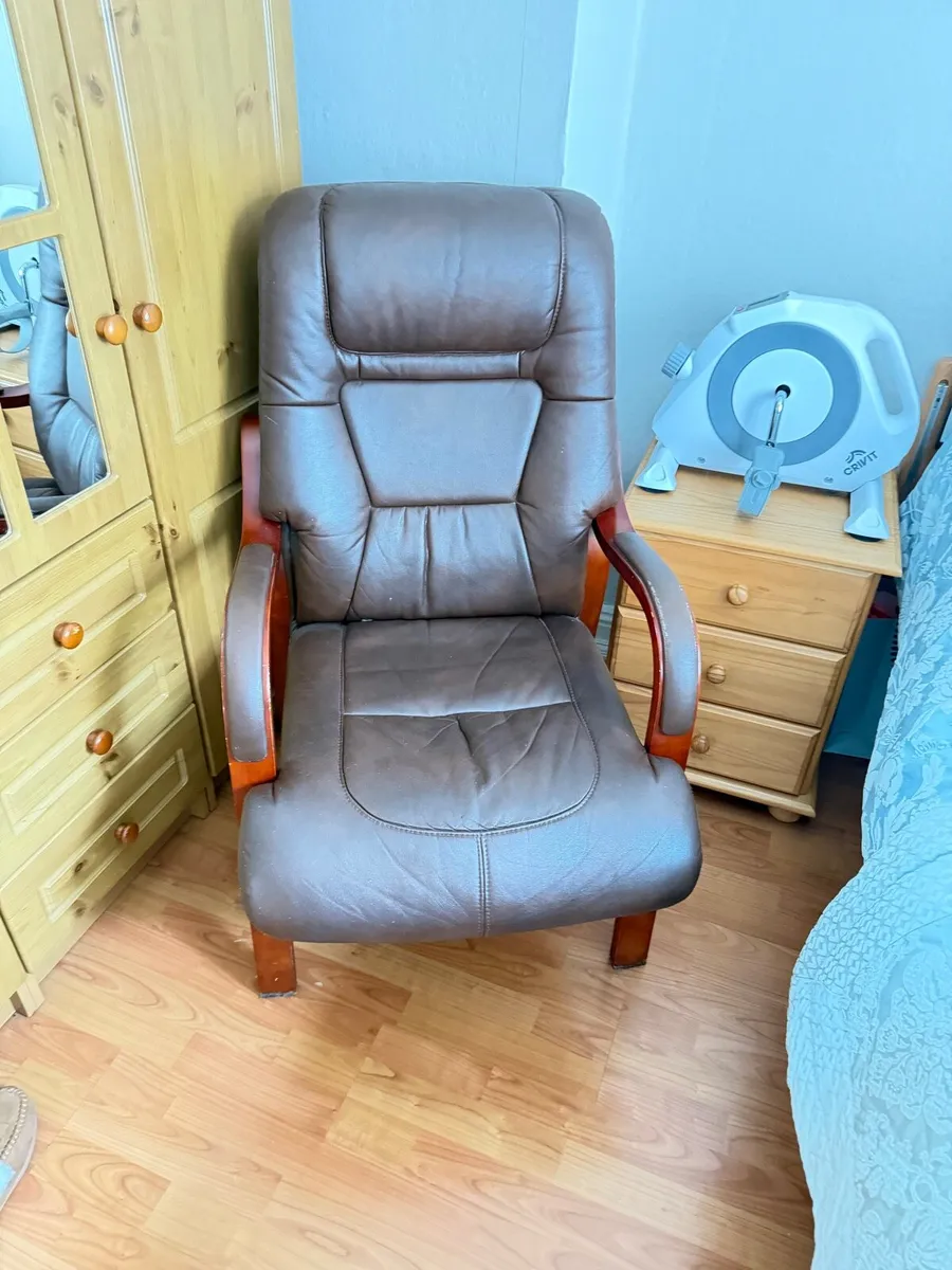 Arm chair - Image 2