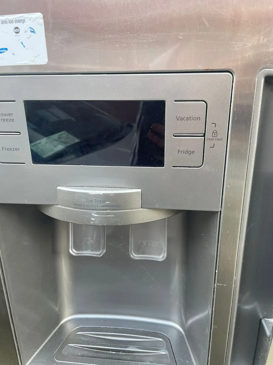 Samsung American fridge freezer - Image 2