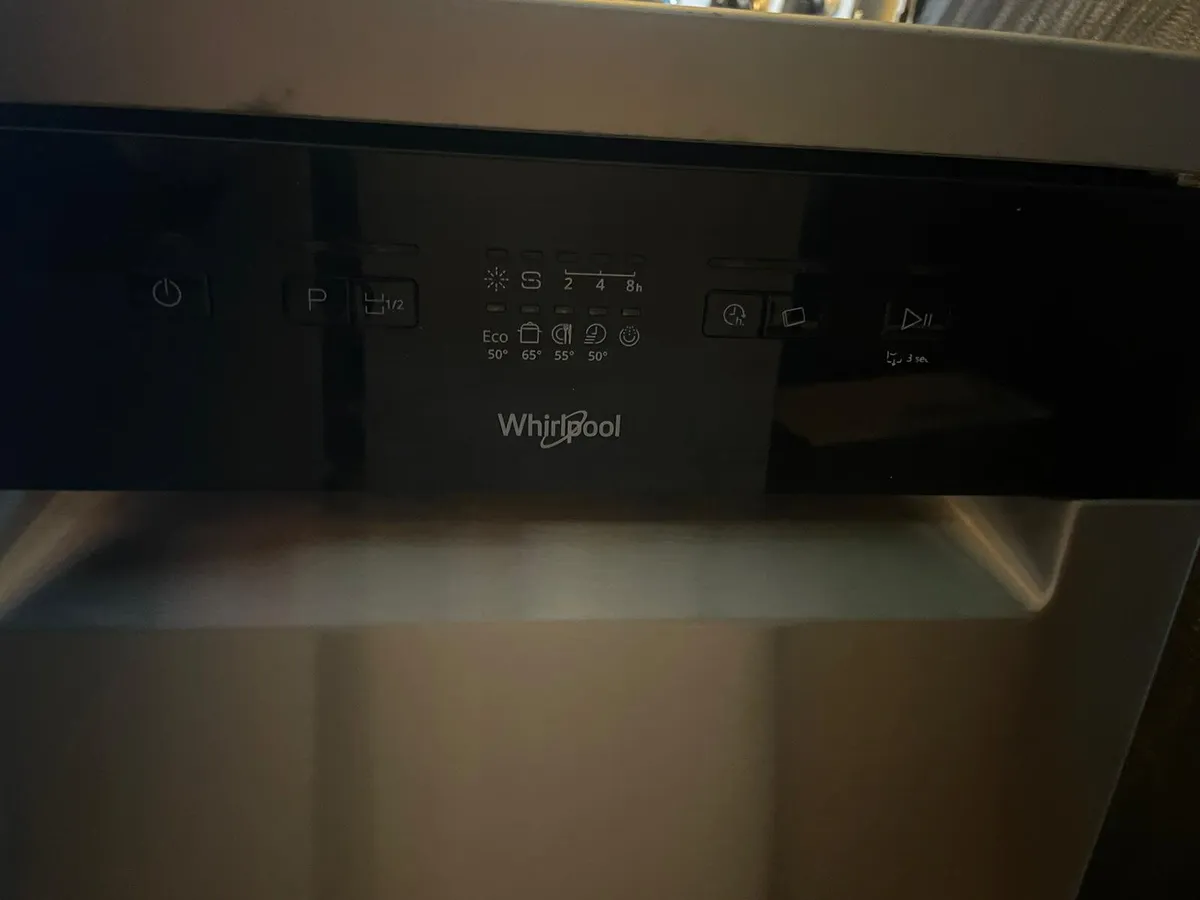 Whirlpool dishwasher - Image 3