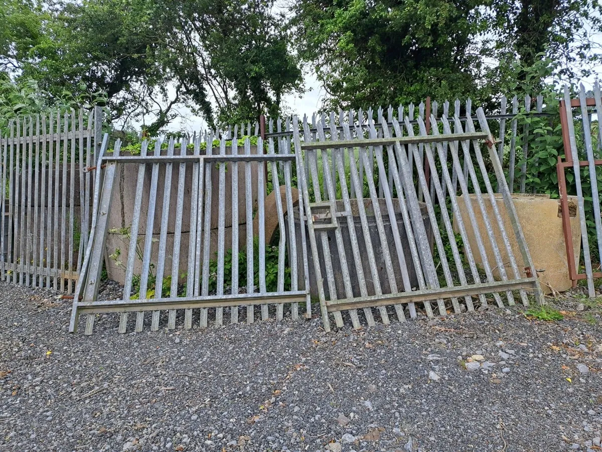 Gates - Image 3
