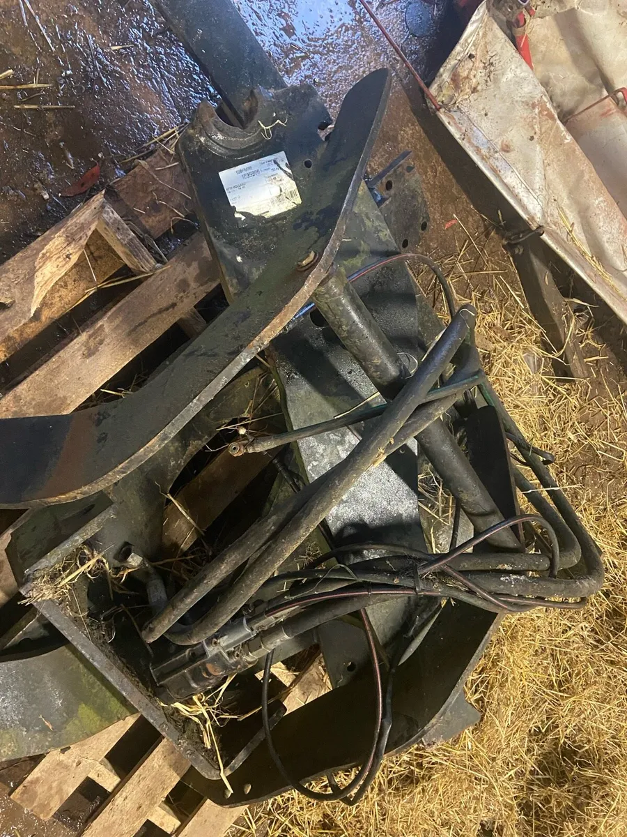 Tm 115-165 quicke loader brackets - Image 1