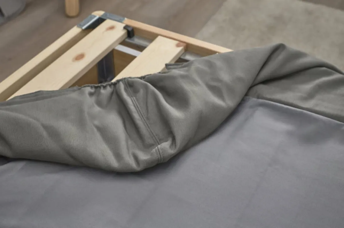 2 Single Beds + 2 Headboards + 2 Mattresses - Image 3