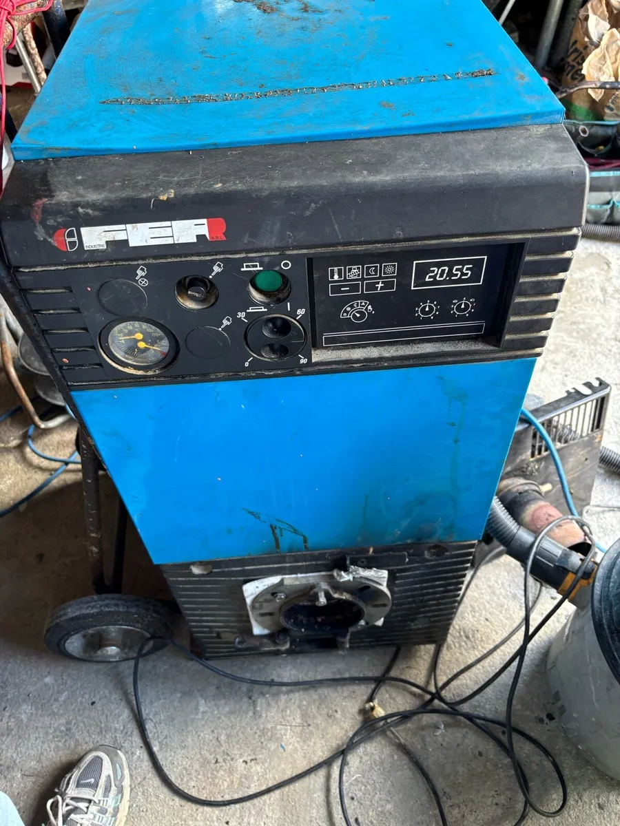 Home heating boiler - Image 2