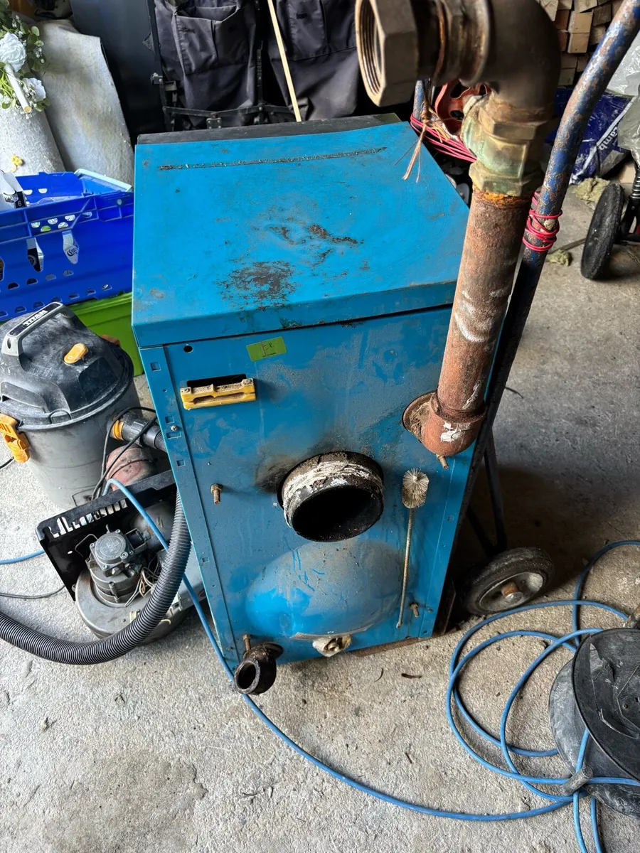 Home heating boiler - Image 4