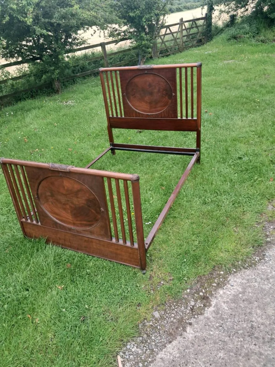 Antique mahogany bed - Image 1