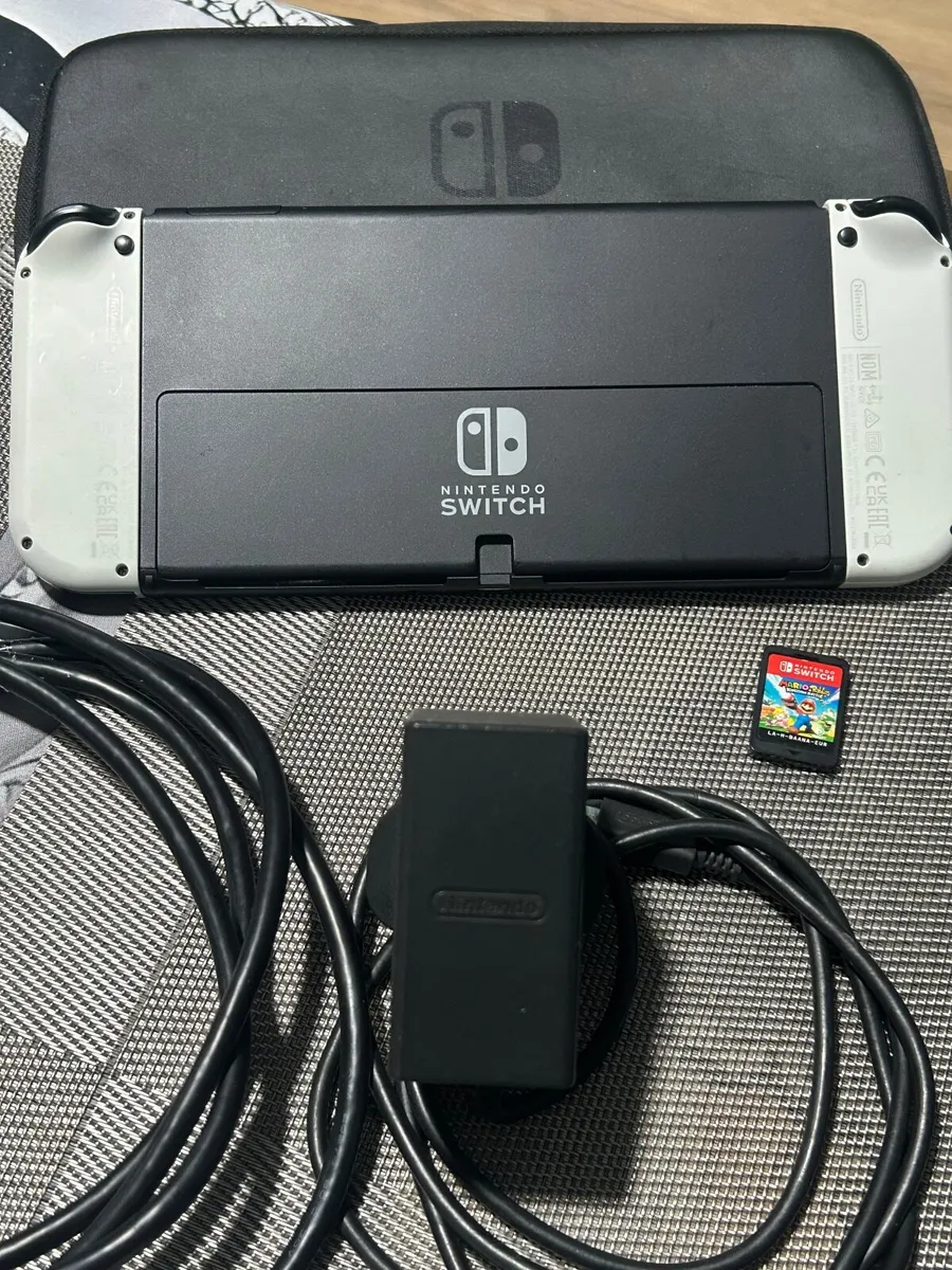 Nintendo Switch oled - Image 4
