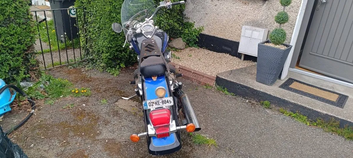 Suzuki Intruder VL800 Volusia - Image 2