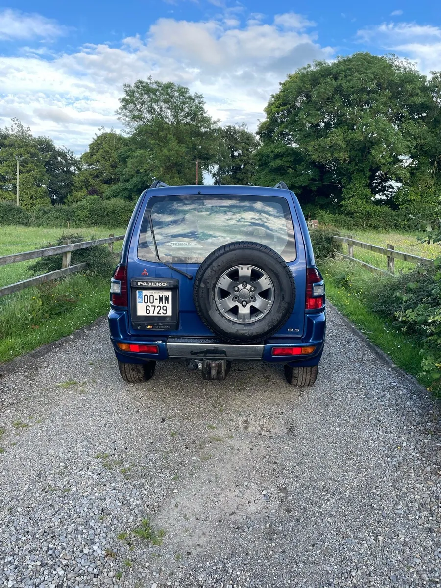 2000-Mitsubishi Pajero SWB-DOE 2027-FSH - Image 4